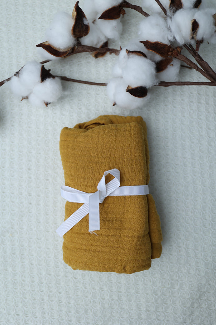 PLAIN MUSLIN BLANKET