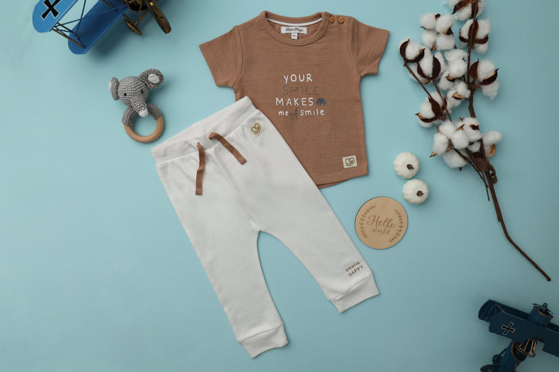 Eco-friendly cotton pants for kids