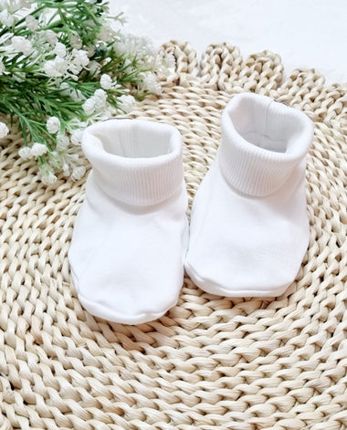Unisex AOP white baby shoes
