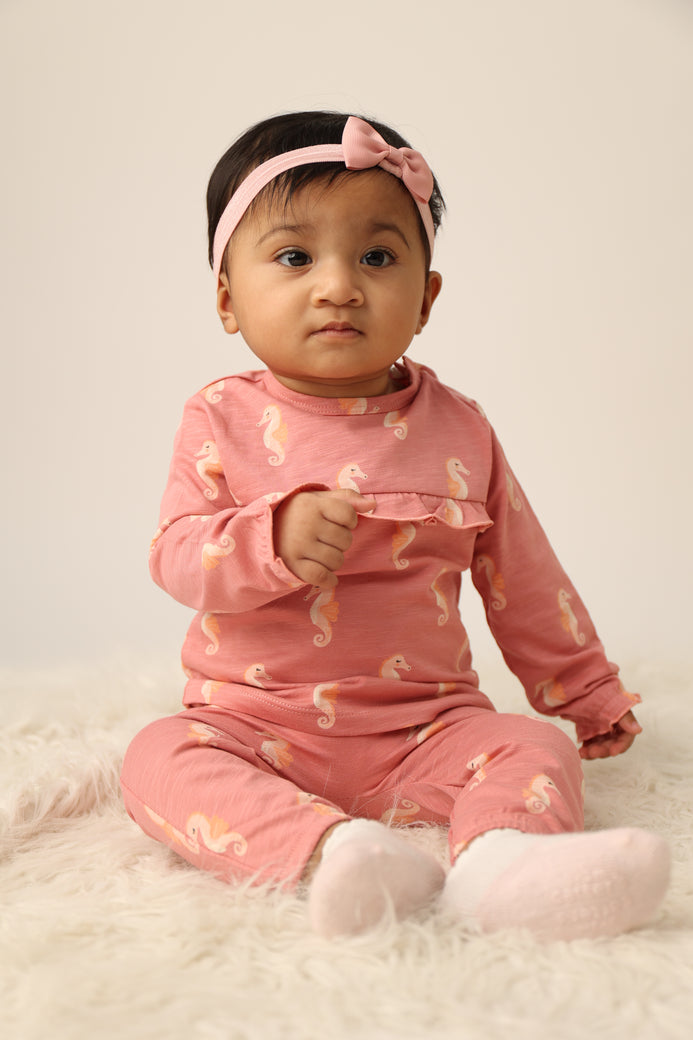 Lightweight cotton T-shirts for girls