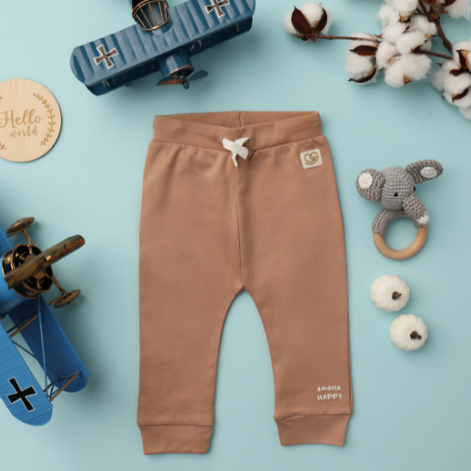 Eco-friendly cotton pants for kids