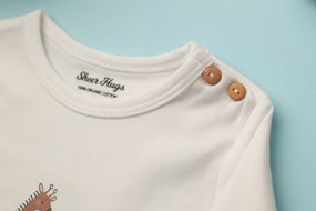 PLAIN GIRAFFE FULL SLEEVES WHITE TSHIRT