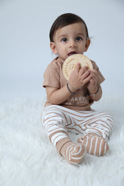 BROWN T-SHIRT &  WHITE STRIPE PANTS